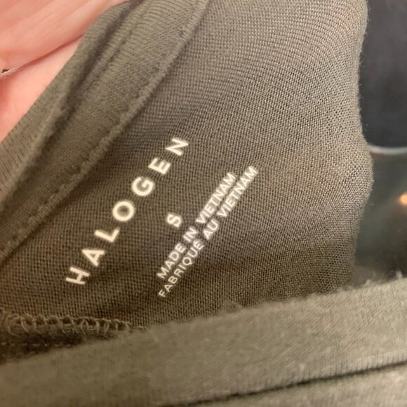 Halogen Dark Green Sleeveless Top - Picture 4 of 4